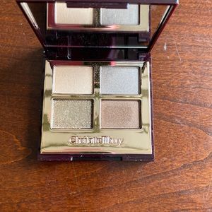 Charlotte Tilbury golden goddess eyeshadow pallet